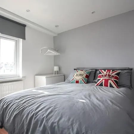 Large Modern Spacious House 6 Bedrooms 5 Bathrooms London Exterior foto