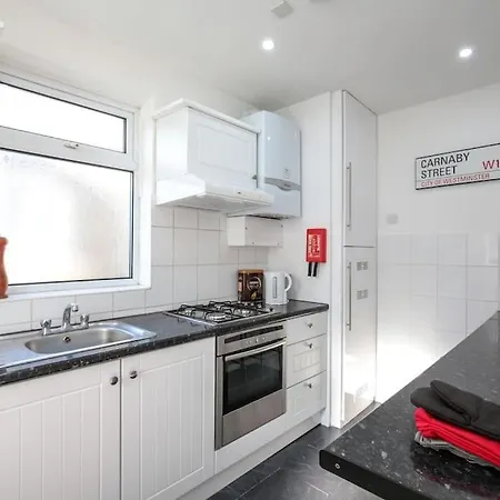 Large Modern Spacious House 6 Bedrooms 5 Bathrooms London Exterior foto